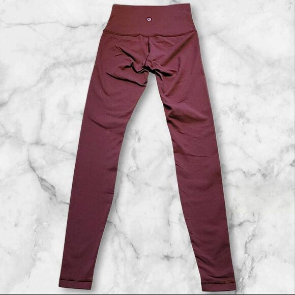 Lululemon Size 6 Maroon Wunder Under 30" - Picture 2 of 2